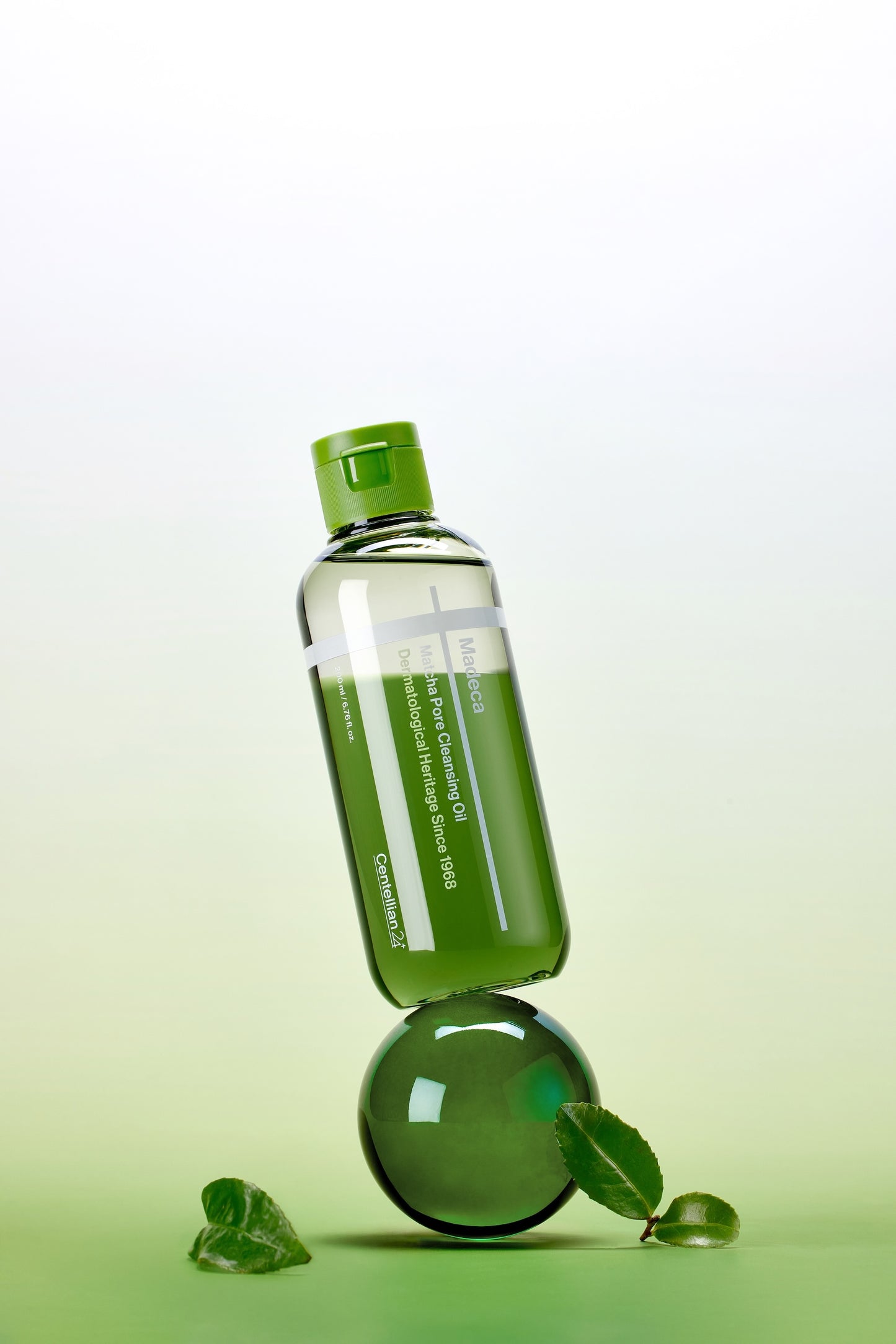 [Centellian24] Madeca Matcha Pore Cleansing Oil 200ml